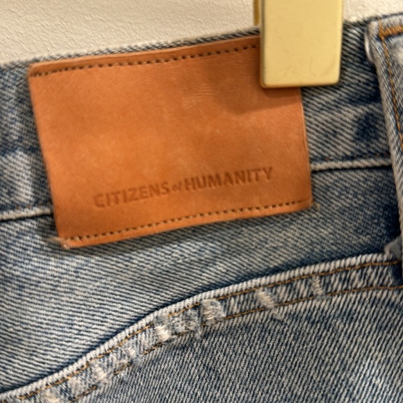 Citizens of Humanity Denim Cut-Off Shorts - Picture 4 of 11
